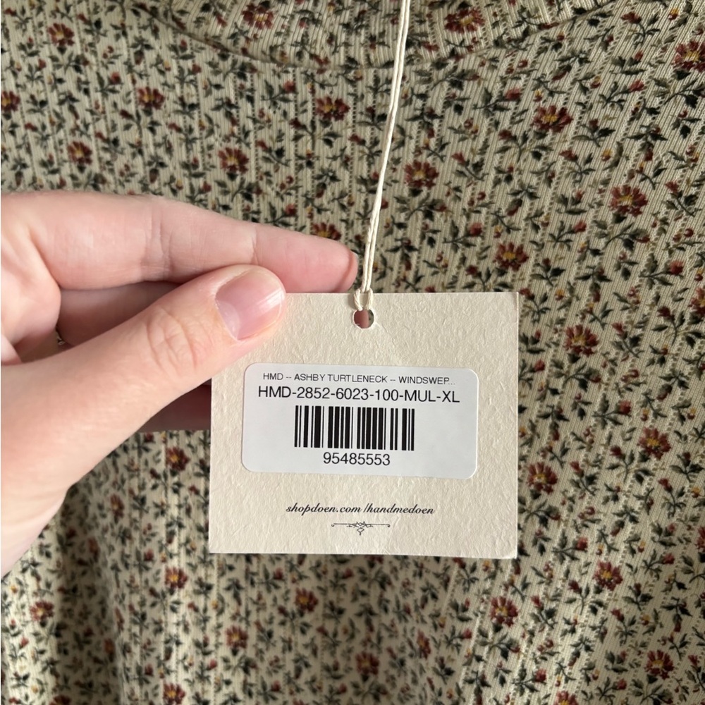 Doen Ashby Turtleneck Windswept Dahlia Women’s Size XL - Picture 4 of 10